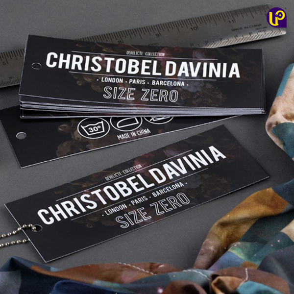 ÉTIQUETTE TEXTILE EN CARTON – Image 2